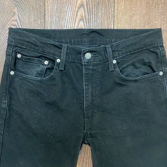 Black Levi’s Jeans Stretch Fit - Picture 2 of 5